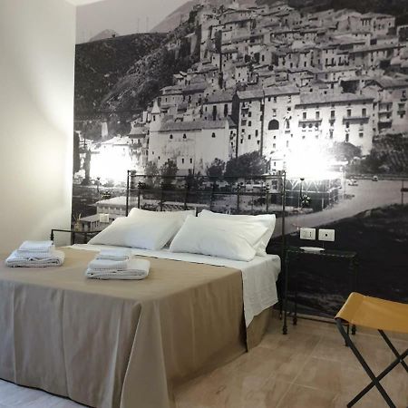 Porta Marina Guest Rooms Scalea Dış mekan fotoğraf