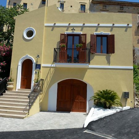 Porta Marina Guest Rooms Scalea Dış mekan fotoğraf