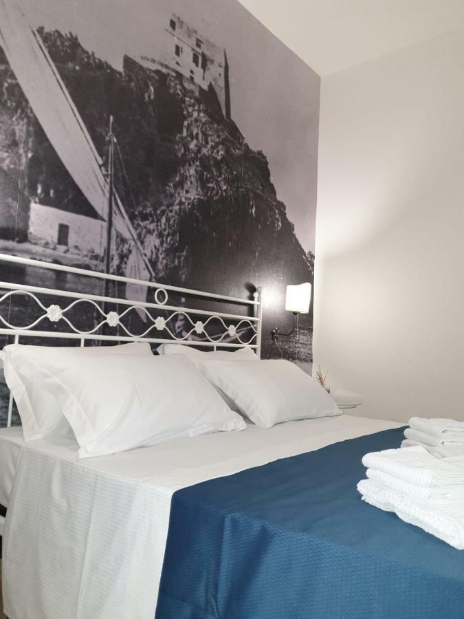 Porta Marina Guest Rooms Scalea Dış mekan fotoğraf