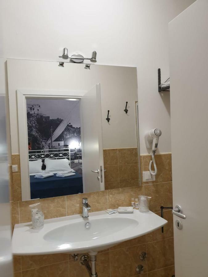 Porta Marina Guest Rooms Scalea Dış mekan fotoğraf