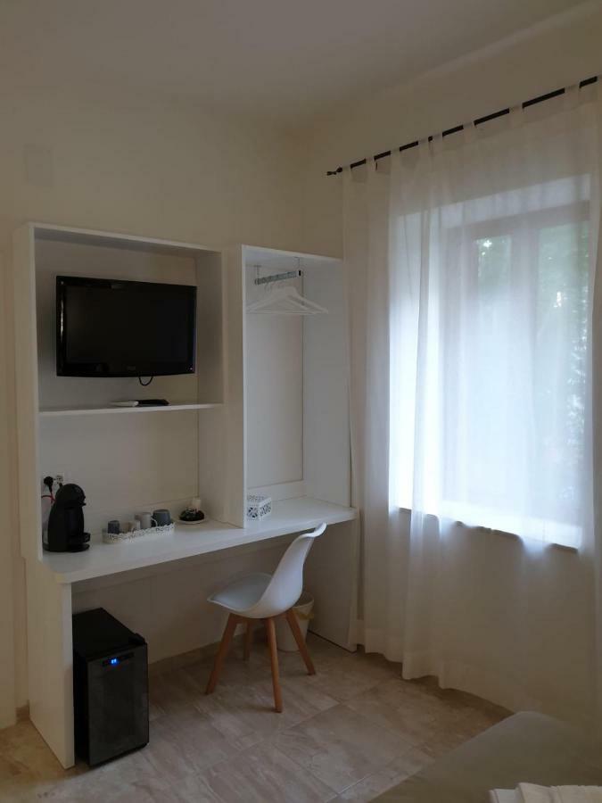 Porta Marina Guest Rooms Scalea Dış mekan fotoğraf