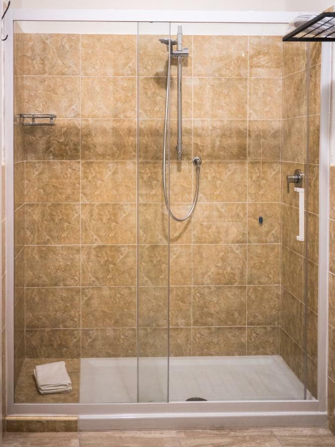 Porta Marina Guest Rooms Scalea Dış mekan fotoğraf